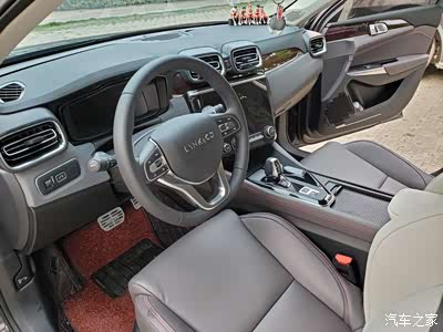 领克内饰设计我个人中意d型方向盘体式座椅向驾驶席倾斜屏车机音量
