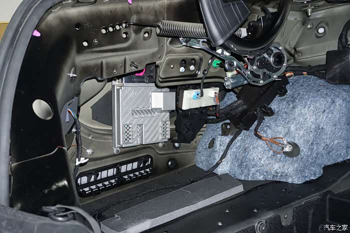 奔驰e级全套小柏林音响3d旋转高音