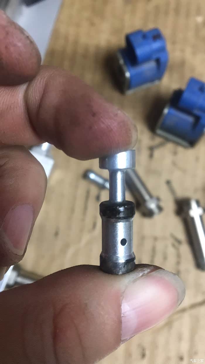 比亚迪s6清洗cng喷轨