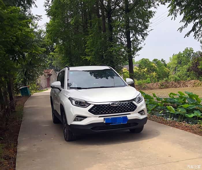 跟着家中长辈学开车,看夏季用车小技巧!