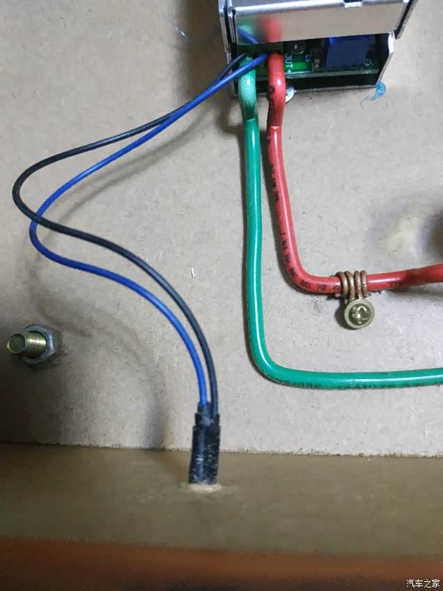自制一个电瓶充电器