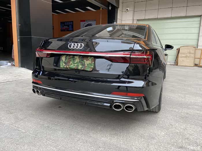 新人报到奥迪a6l改a8款贯穿式尾灯分享