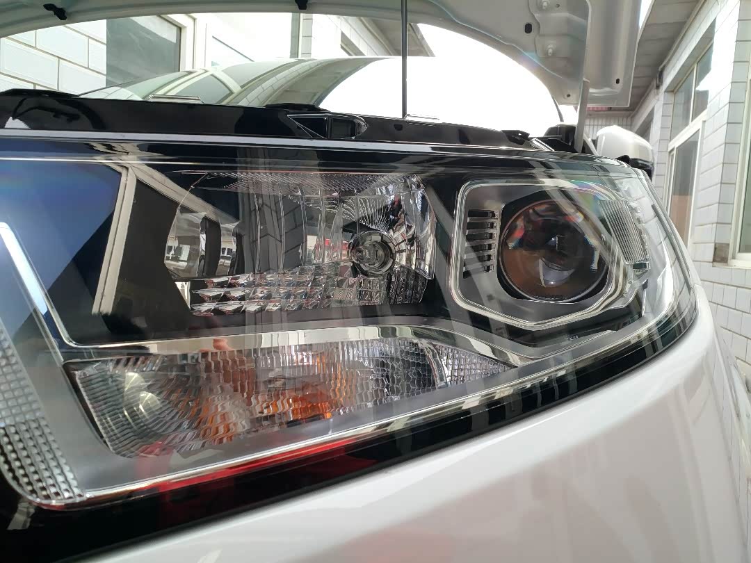 锐界大灯,求解释