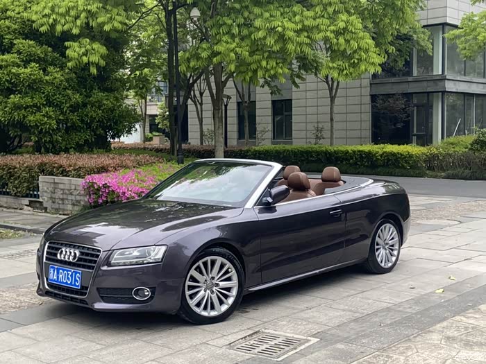 出11年奥迪a5敞篷跑车10万公里实表车况极品无任何事故