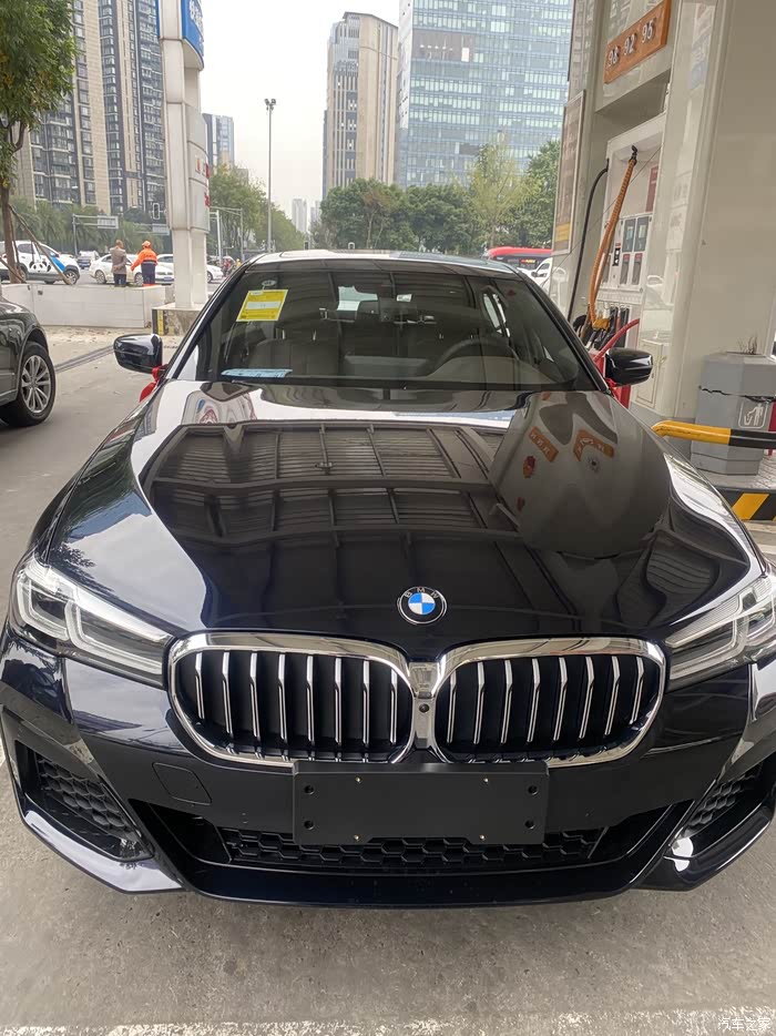 21款525li m运动版 炭黑 摩卡_宝马5系论坛_汽车之家论坛