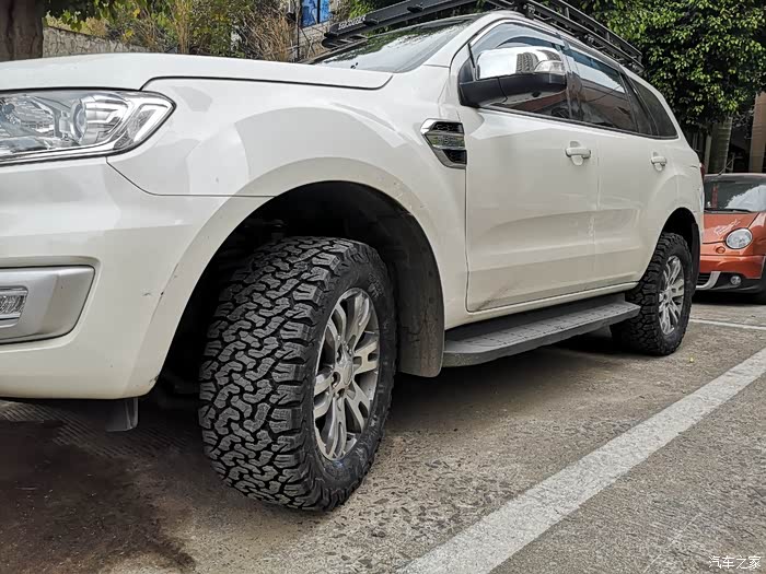 请问大家撼路者轮胎