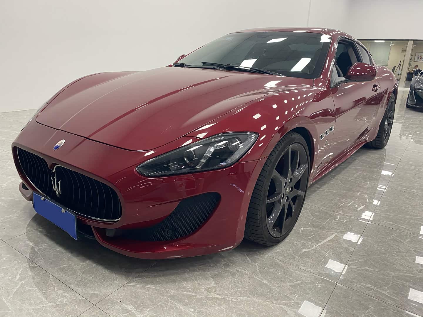 红色的玛莎拉蒂.最具视觉冲击感.