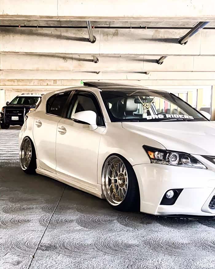 省油又好开改装又很帅雷克萨斯ct200h改装欣赏