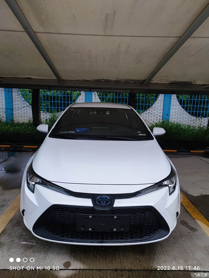 喜提靓车雷凌混动领先版