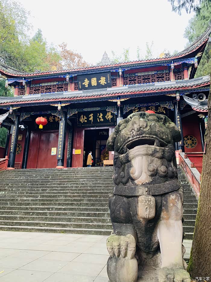 日子,跟车友一起出游其实,乐至报国寺的历史比峨眉山的报国寺还要悠久