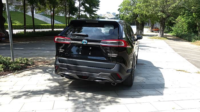 威兰达改装锐搏软胶保险杠