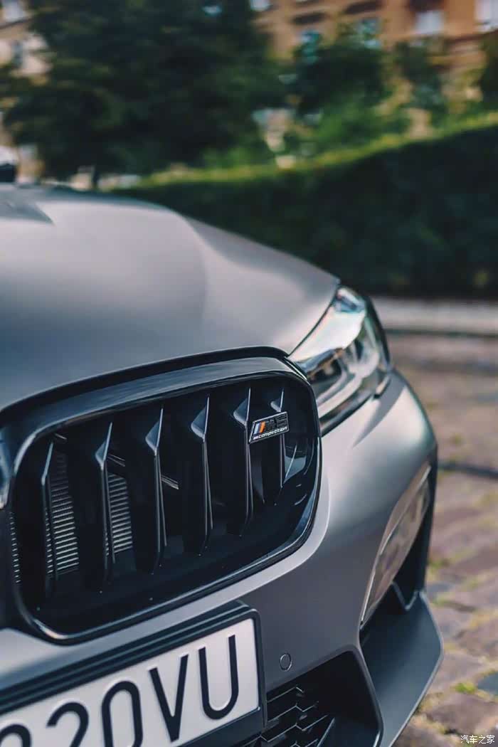 这套照片把新款的宝马m5拍的好帅啊!