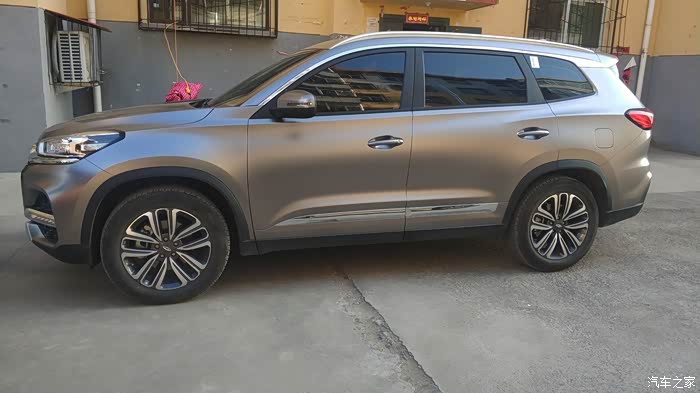 蛋又痒了瑞虎8爆改电光金属碳灰色