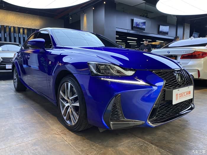 【图】19年上户 3700公里 is 300 f sport出售_雷克萨斯is论坛_汽车之