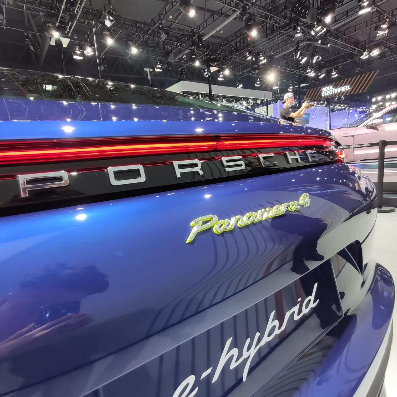 保时捷718这尾部最好看!