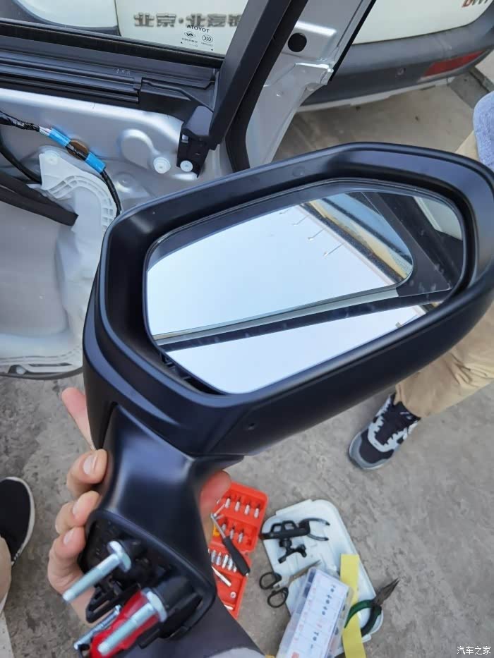 全民用车记雷凌加装电动折叠后视镜