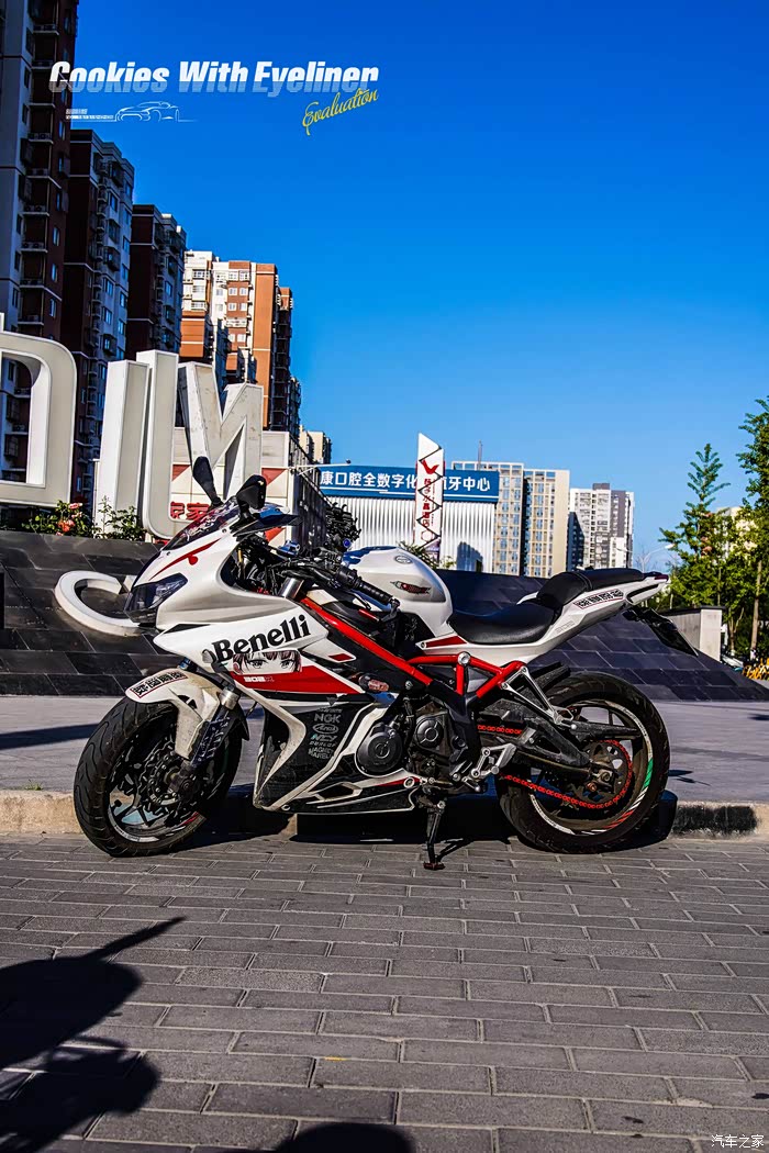 贝纳利飓风302r颜值超高的双缸小赛车