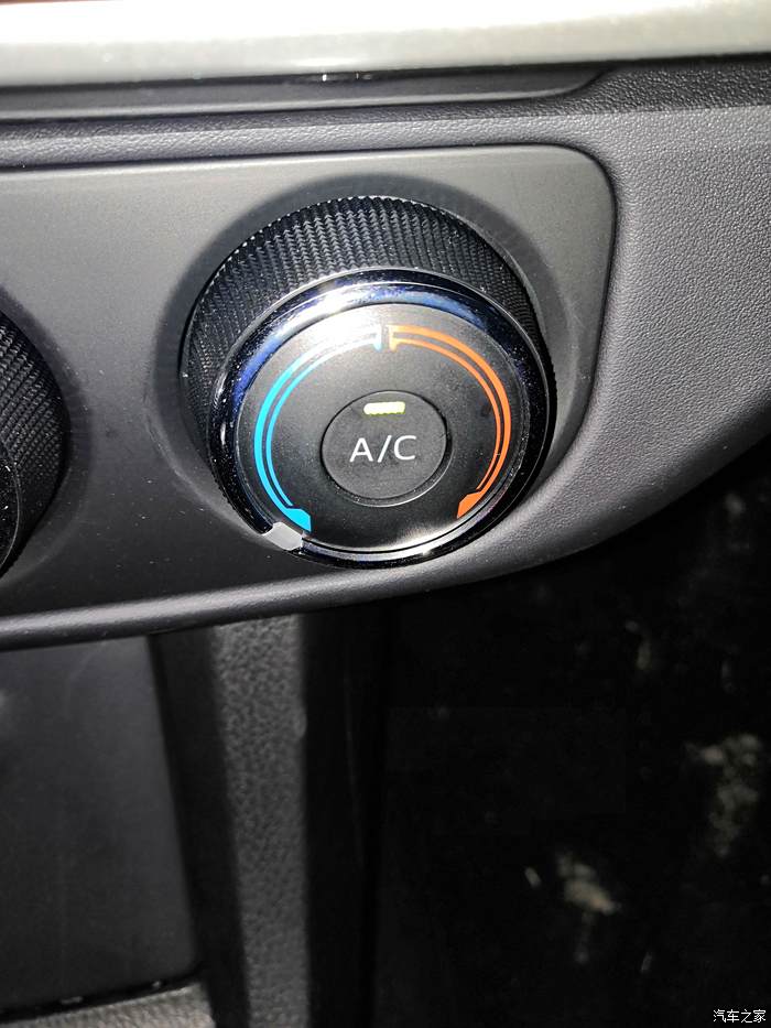 卡罗拉车窗除雾按钮图片
