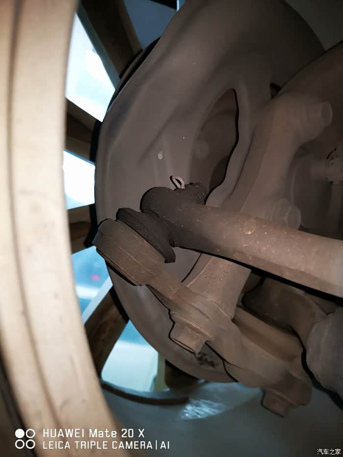 【图】请问这球头漏油需要换吗?_锐志论坛_汽车之家论坛