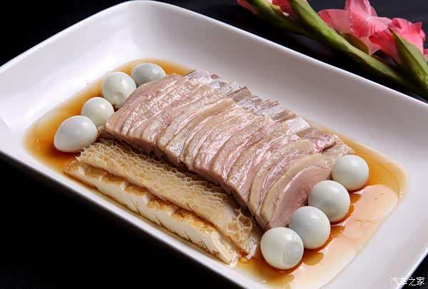 你好2021美食天下牛年大吉之拼盘美食广场