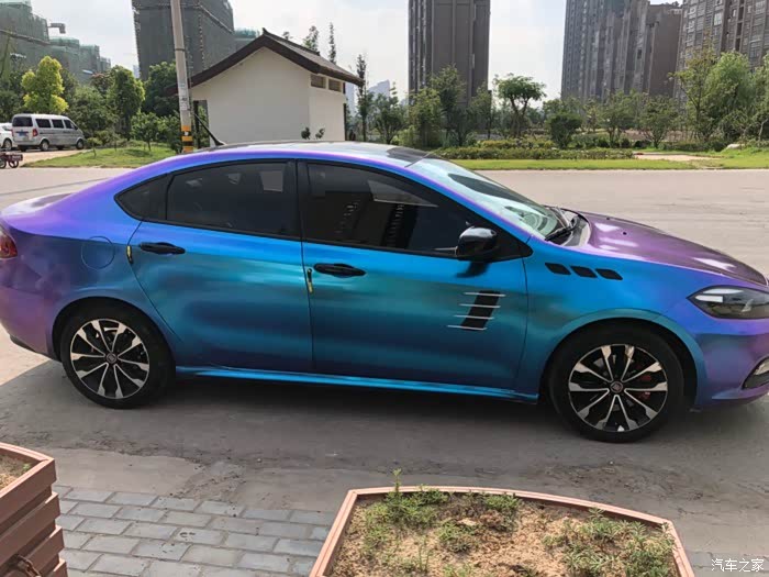 菲翔的变色龙蓝魅紫全车改色就是炫