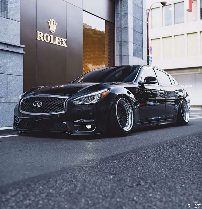 英菲尼迪q70s改装就很帅