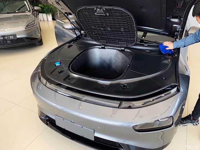 【图】有谁有p7前备箱的照片?_小鹏p7论坛_汽车之家论坛