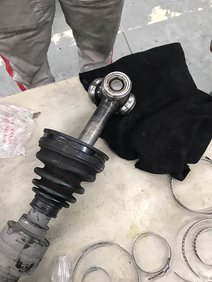 【图】荣威内球笼漏油更换球笼套_rav4荣放论坛_汽车之家论坛