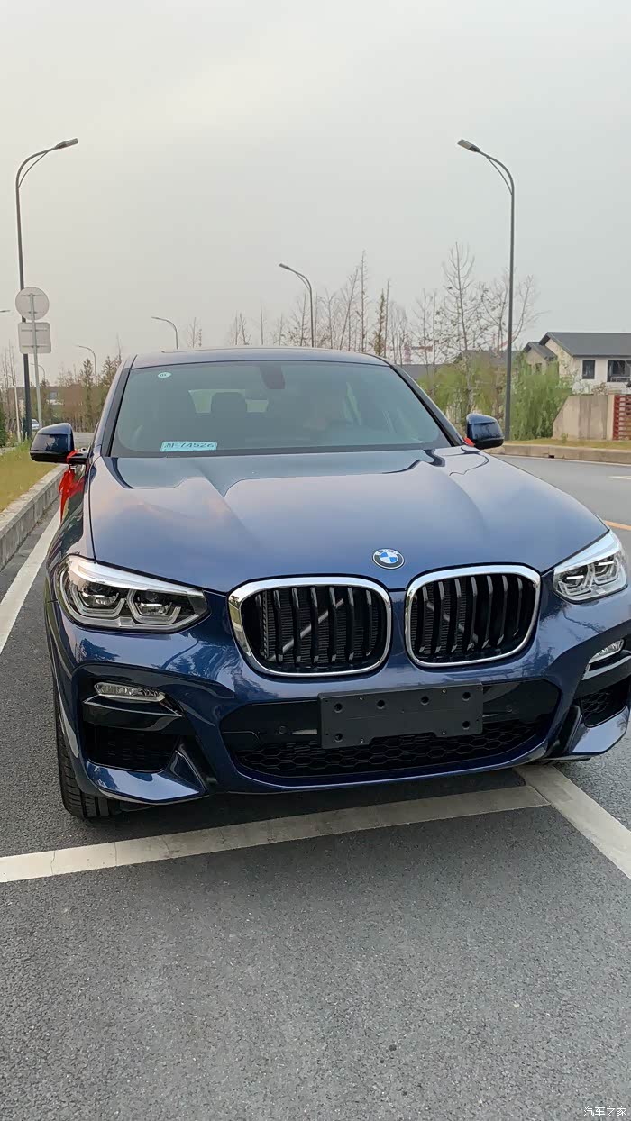 【图】提车作业:炭黑色新x4,心动只在一瞬间_宝马x4论坛_汽车之家论坛