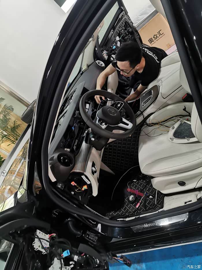 【图】求现款e的白色内饰图,立标版_奔驰e级论坛_汽车之家论坛