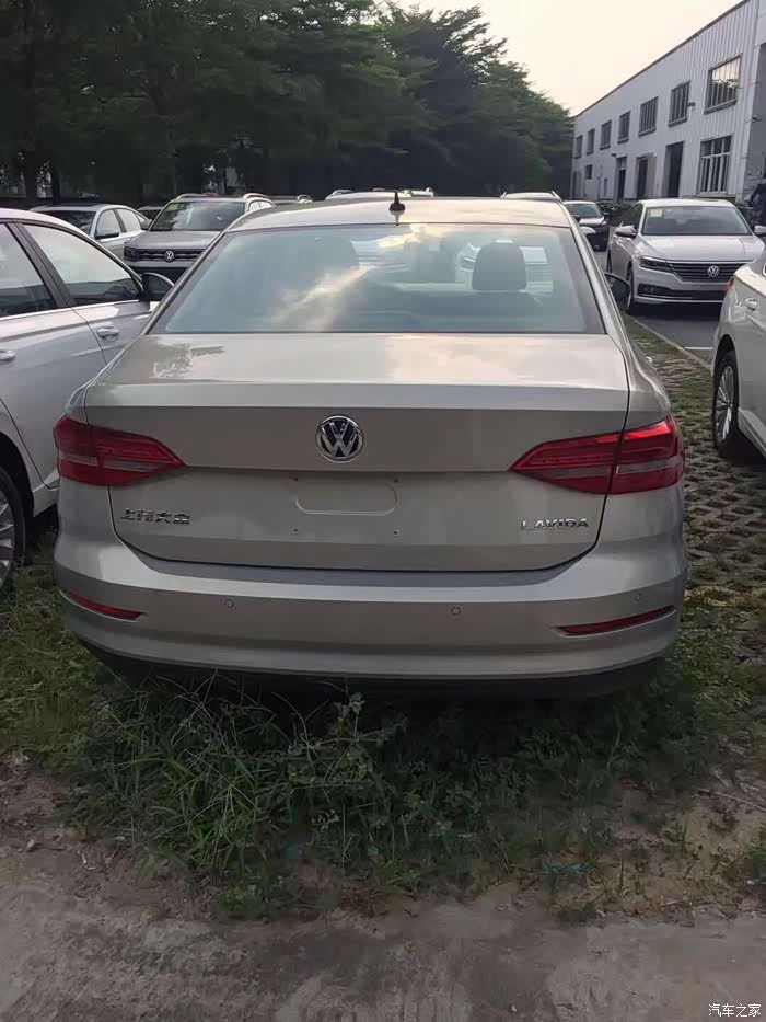 大众朗逸我还是喜欢金色