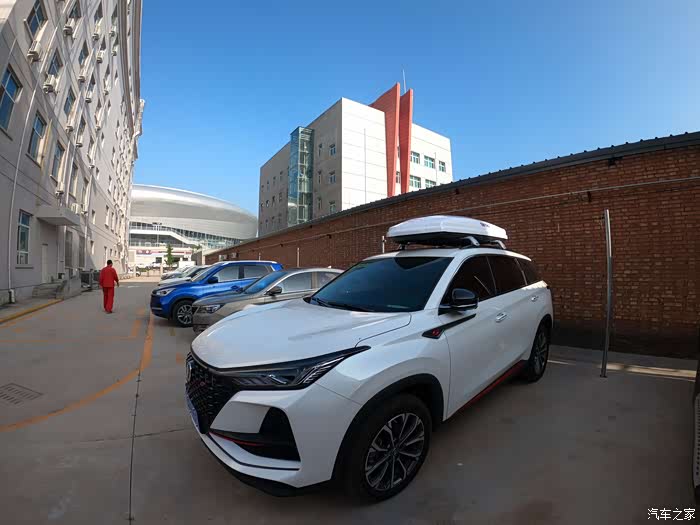 五十岁妇女,人生中第一辆汽车---长安cs75plus