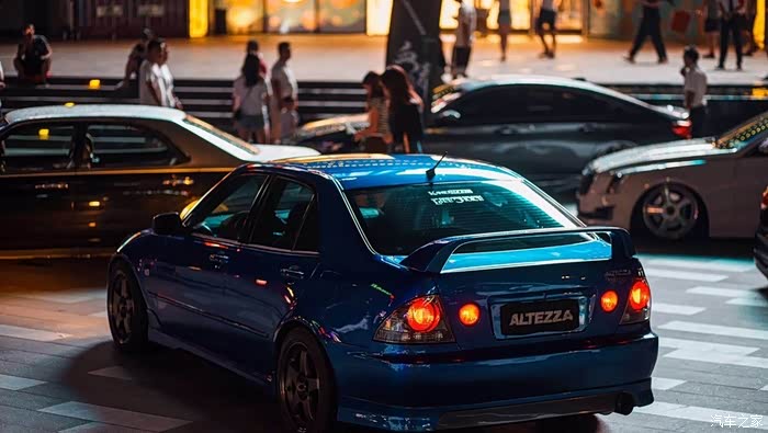 遇上了18岁的她jdmaltezzars200