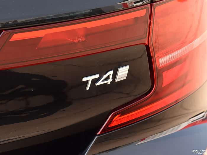 聊一聊沃尔沃上的尾标们