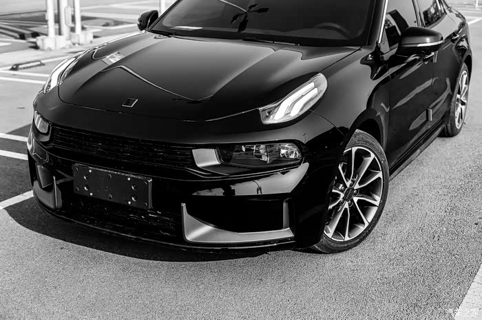 超清靓图摄影师眼中的领克03双十二提车颈黑行驶1440公里