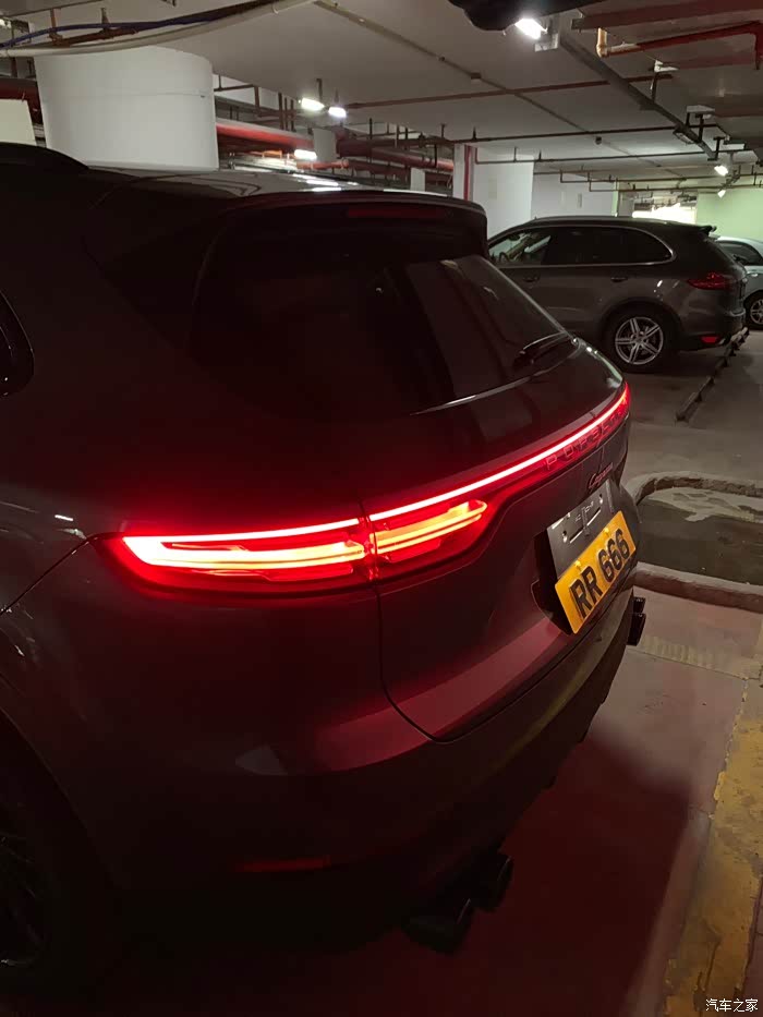 19款卡宴改装贴