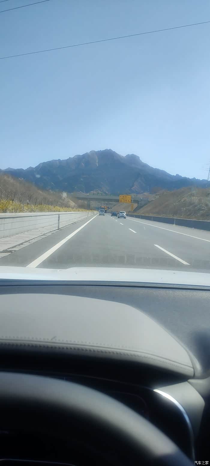 新车三千公里了第一次跑高速走山路可惜没有美景