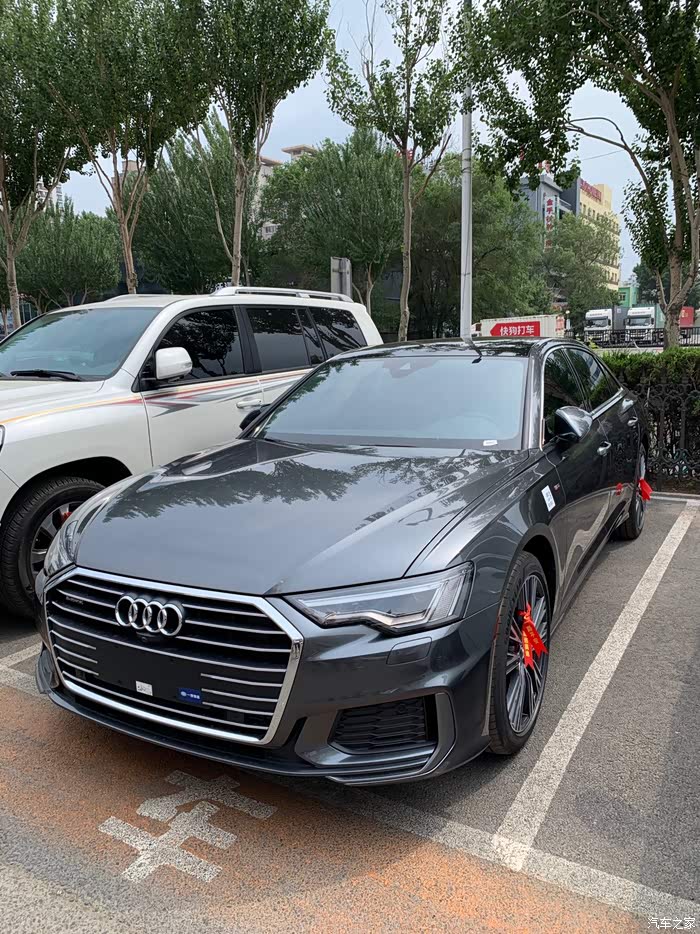 圆梦大奥迪audia6l45四驱臻选动感天云灰