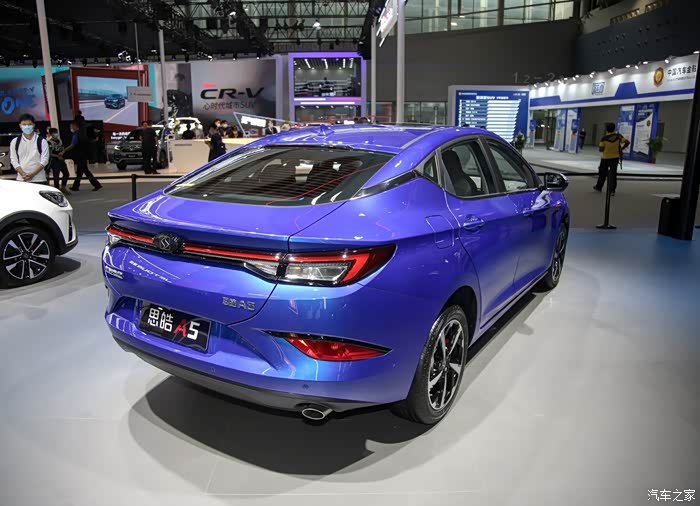 打卡广州车展江淮思皓a5实车广州车展亮相