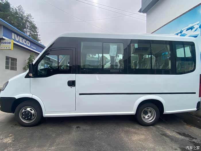 【图】19座欧风营运客车_依维柯威尼斯之旅论坛_汽车之家论坛
