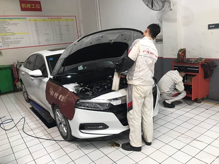 0 雅阁论坛 10代雅阁,2保作业 保换了机油,机油滤,常规保