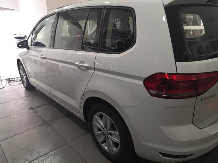 喜提风尚版白色途安l