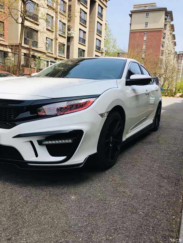 谁知道这个思域前脸哪里有卖吗或者叫什么名字