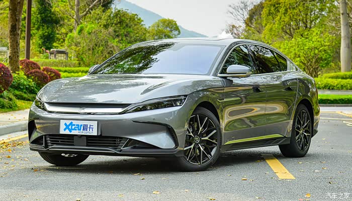 实拍比亚迪汉ev