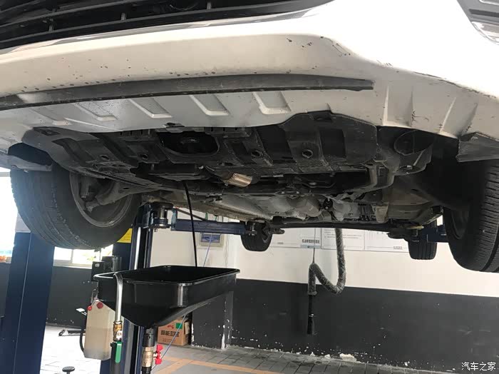 无锡长安车友会逸动xt常规保养作业