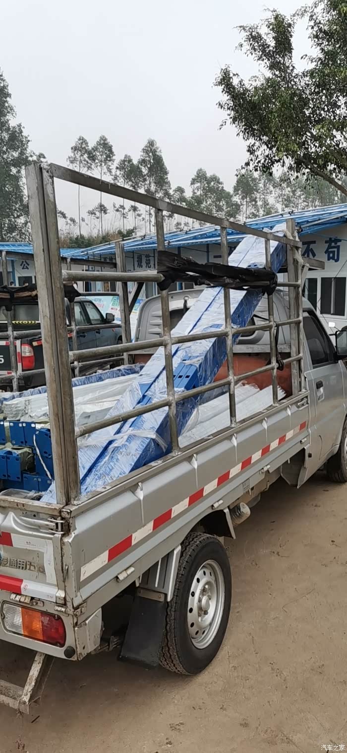 出售个人一手17年五菱单排小卡 海口