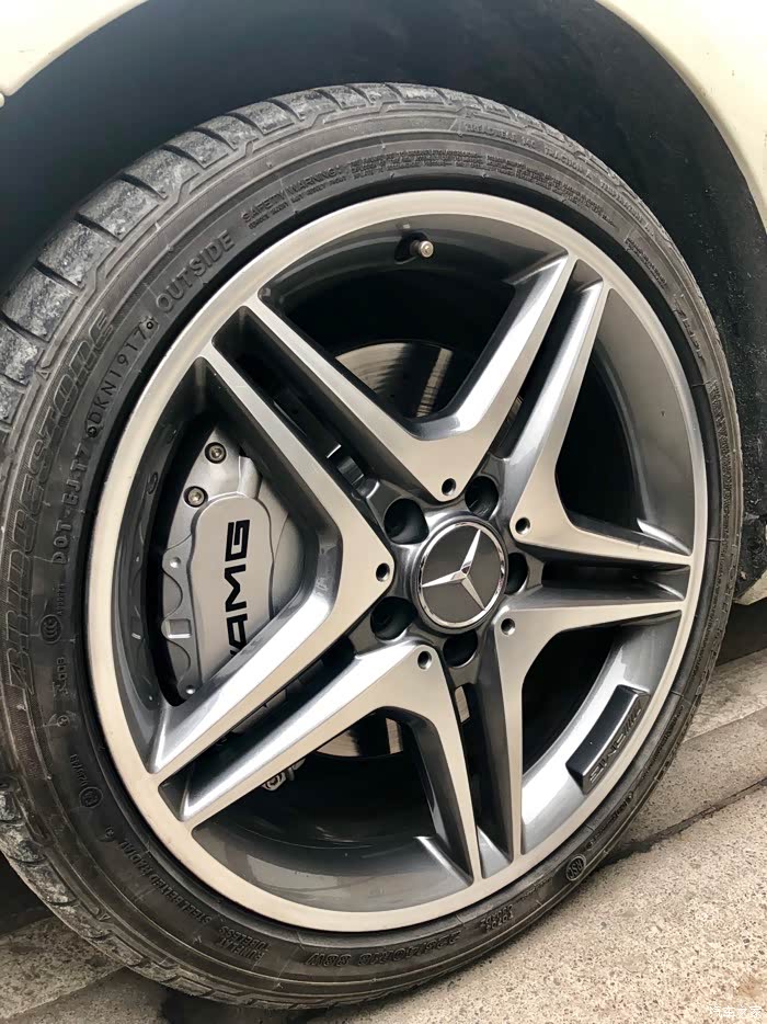 原厂amg18寸五角星轮毂带胎换多幅黑