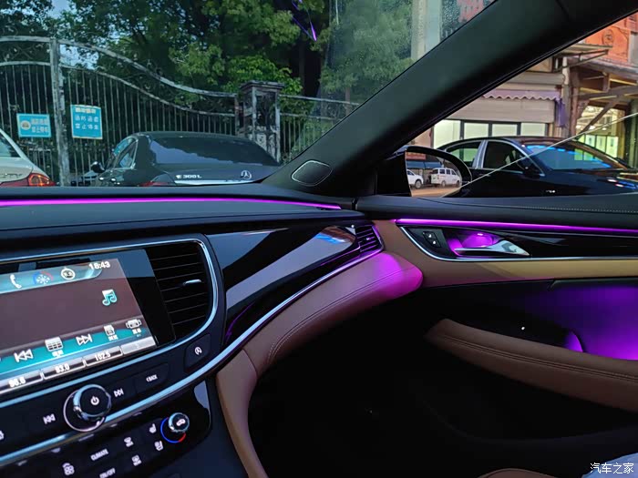 回复: 2 君越论坛 18款君越中控氛围灯怎么样改装沙发发表于 2021-8