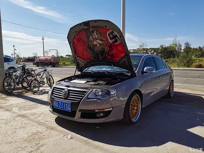 全网首台进口迈腾r32低趴改装案例2