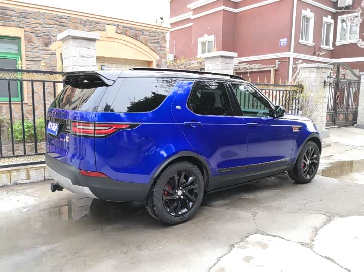 找到梦中的蓝色路虎发现5